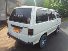 Toyota LiteAce 1986 Van