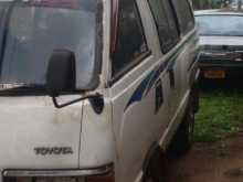 Toyota LiteAce 1987 Van