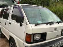 Toyota LiteAce 1988 Van