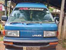 Toyota LiteAce 1989 Van