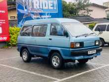 Toyota LiteAce 1990 Van