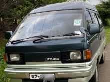 Toyota LiteAce 1990 Van