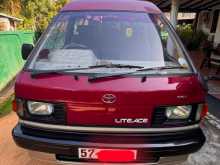 Toyota LiteAce 1991 Van