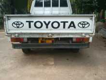 https://riyasewana.com/uploads/toyota-liteace-1993-256594812164.jpg