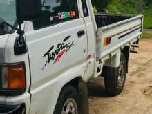 https://riyasewana.com/uploads/toyota-liteace-1998-2616111312683.jpg