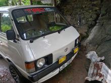 Toyota LiteAce 1987 Van