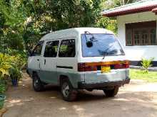 Toyota LiteAce 1990 Van