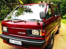 Toyota LiteAce 1986 Van