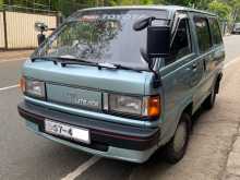 Toyota LiteAce 1990 Van