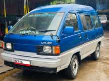 Toyota Liteace CM35 1988 Van