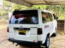 https://riyasewana.com/uploads/toyota-liteace-cm36-109083817013.jpg