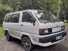 Toyota LITEACE DX 1990 Van