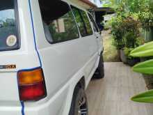 https://riyasewana.com/uploads/toyota-liteace-flatroof-1988-1013593612883.jpg