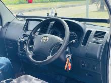 https://riyasewana.com/uploads/toyota-liteace-townace-208005424492.jpg
