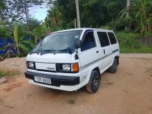 Toyota Litease 1991 Van