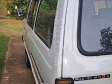 https://riyasewana.com/uploads/toyota-littas-2575356634635.jpg
