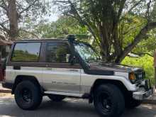 https://riyasewana.com/uploads/toyota-lj70-bundera-1986-227221712732.jpg