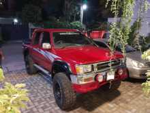 Toyota Hilux LN106R 1989 Pickup