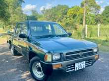Toyota Hilux LN85 1995 Pickup