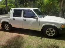 Toyota Hilux LN85 1991 Pickup