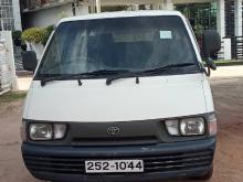 Toyota Lotto 1995 Van