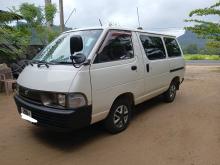 Toyota Lotto 1992 Van