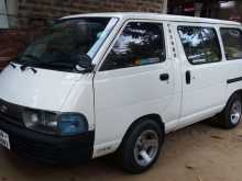 Toyota Lotto 27 1992 Van