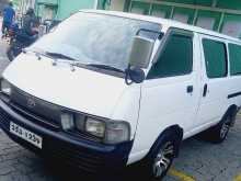 Toyota Lotto 1999 Van