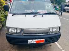 Toyota Lotto CR27 1994 Van