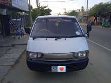 Toyota Lotto CR27 1995 Van