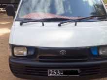 Toyota Lotto 1994 Van