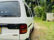 Toyota Lotto 1994 Van