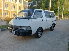 Toyota Lotto 1994 Van