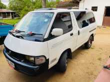 Toyota Lotto CR27 1993 Van