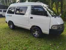 Toyota Lotto CR27 DX 1996 Van