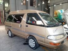 Toyota Lotto CR27 1993 Van