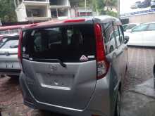 https://riyasewana.com/uploads/toyota-m900a-roomy-301614144342.jpg