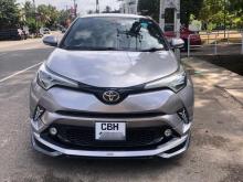Toyota CHR NGX50 2017 SUV