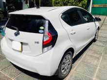 https://riyasewana.com/uploads/toyota-nhp10-2013-1215081612192.jpg