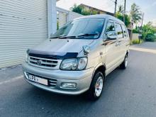 Toyota Noah 2001 Van