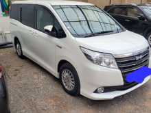 Toyota Noah 2014 Van
