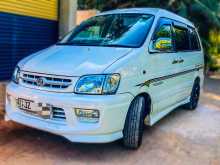 Toyota Noah 2005 Van