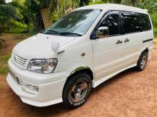 Toyota Noah 2000 Van