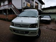 Toyota Noah 2000 Van