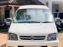 Toyota Noah 2000 Van