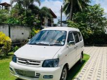 Toyota Noah 2001 Van
