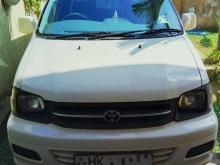 Toyota Noah 2001 Van