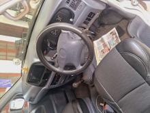 https://riyasewana.com/uploads/toyota-noah-191445096305.jpg