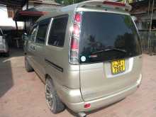 https://riyasewana.com/uploads/toyota-noah-192032504402.jpg