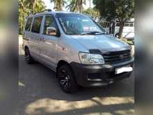 Toyota NOAH 1998 Van